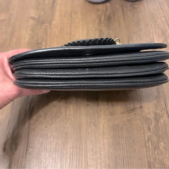 See By Chloe Black Hana Handbag - Picture 3 of 11